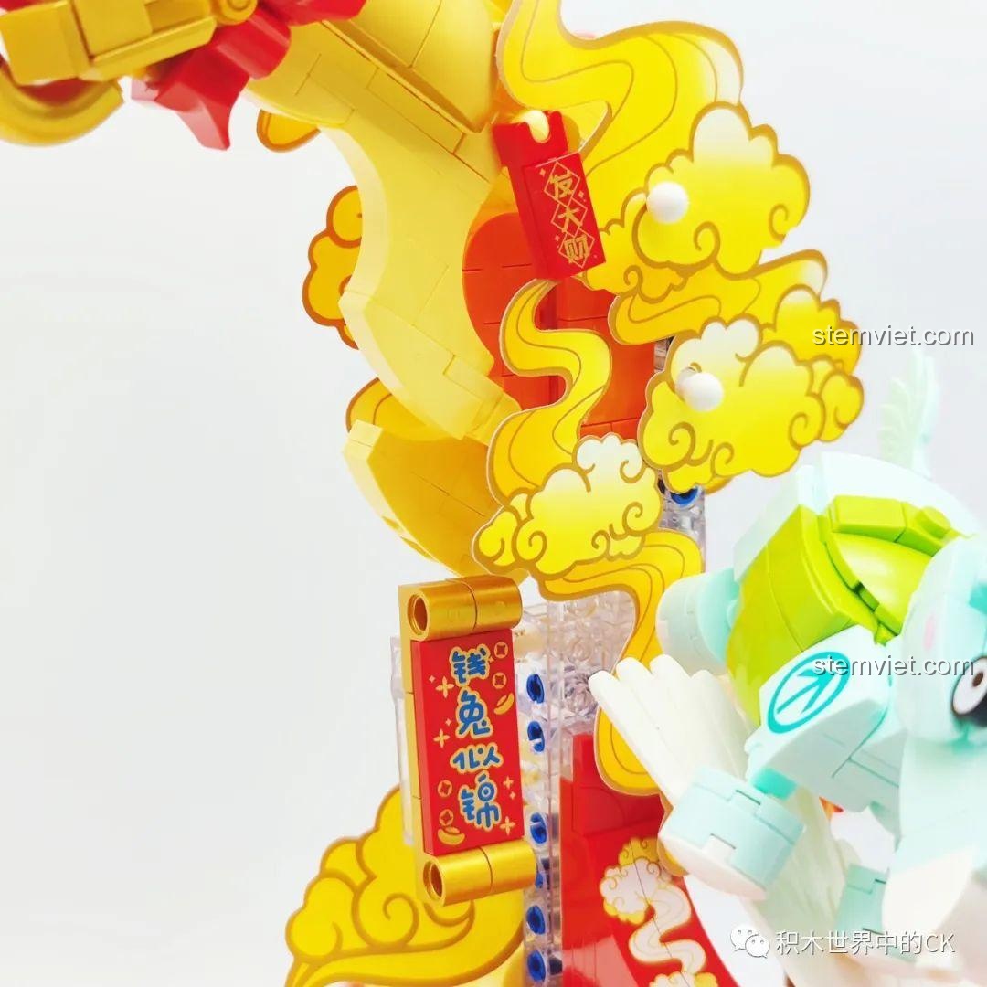 Chú ngựa bay màu xanh ngọc trong mô hình Keeppley K19905 Mô hình Tết Nguyên Đán.