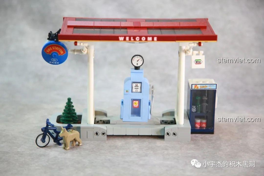 Mô hình trạm xăng cổ điển đã hoàn thiện. Cảm nhận SEMBO 701962 Mô hình xe Beetle và trạm xăng.
