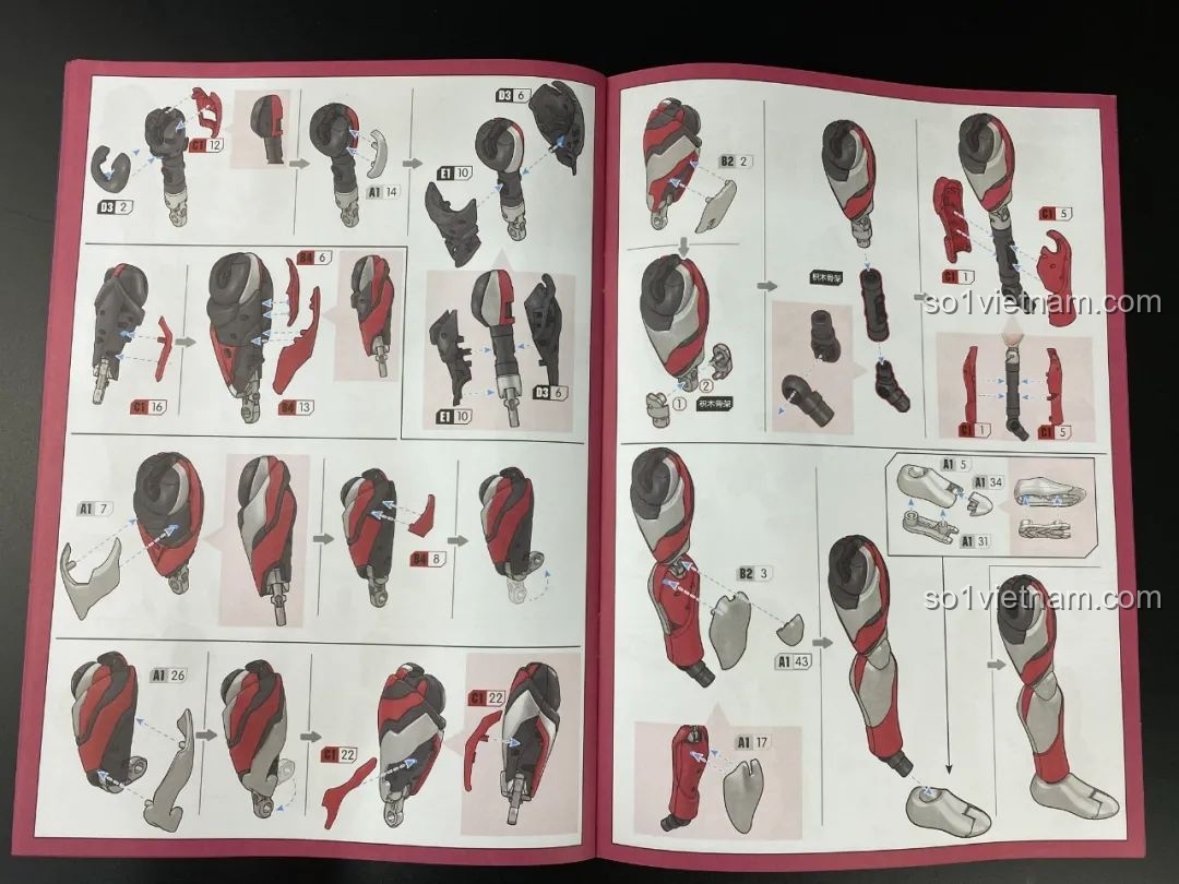 Quá trình lắp ráp phần chân của mô hình Ultraman Geed BLOKEES