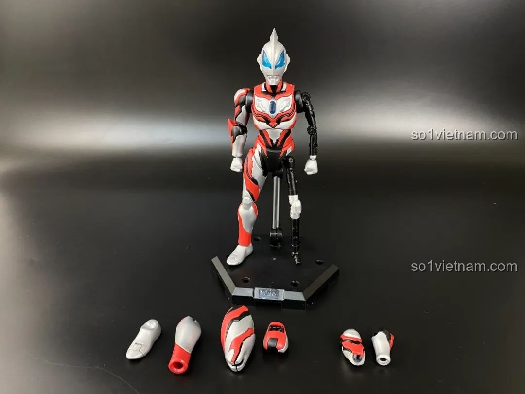 Mô hình lắp ráp Ultraman Geed BLOKEES hoàn thiện với đầy đủ các bộ phận