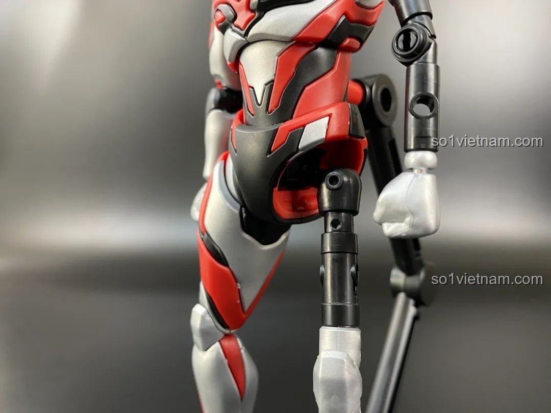 Mô hình lắp ráp Ultraman Geed BLOKEES hoàn thiện với đầy đủ các bộ phận