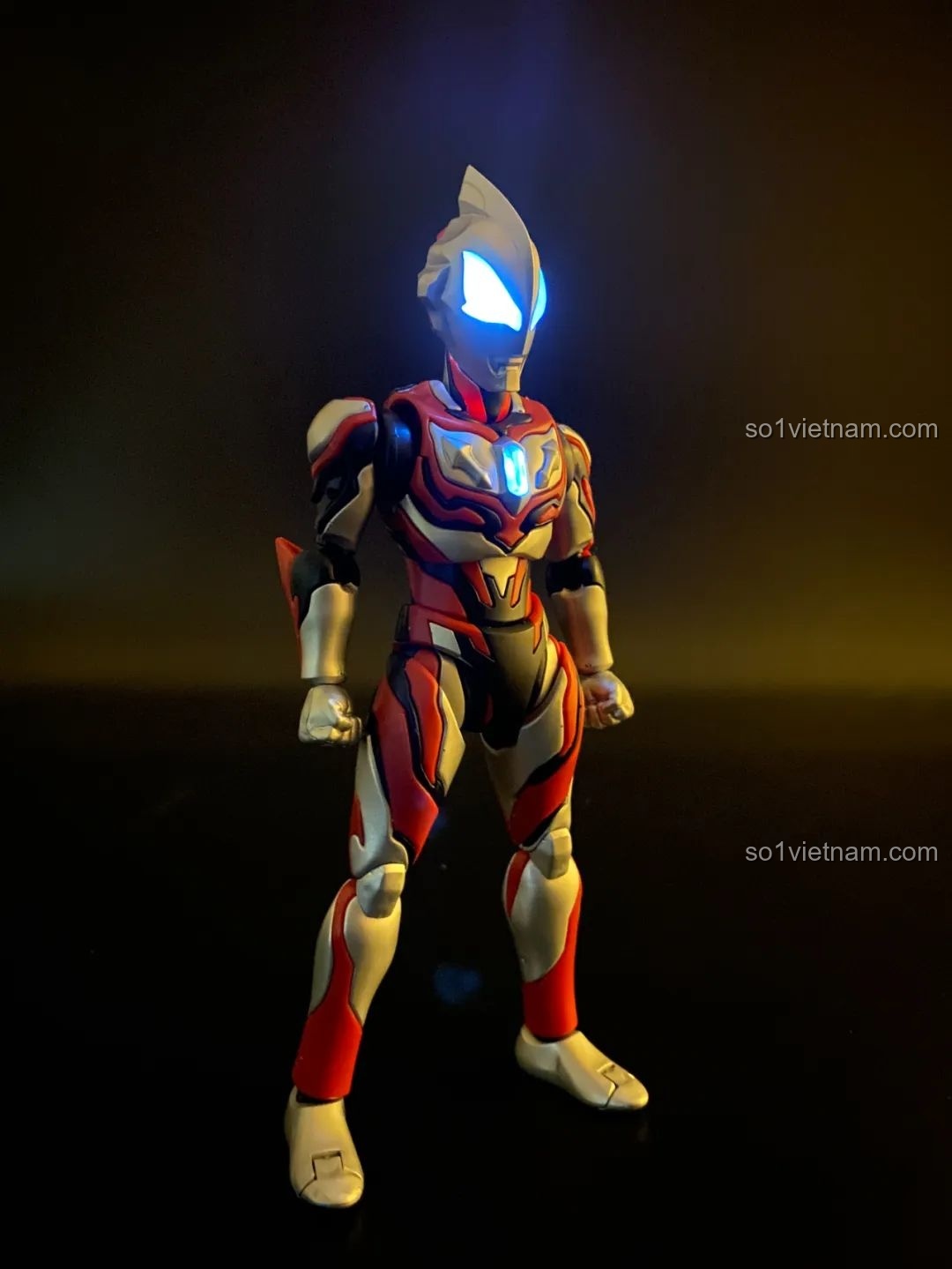 Mô hình lắp ráp Ultraman Geed BLOKEES hoàn thiện với đầy đủ các bộ phận
