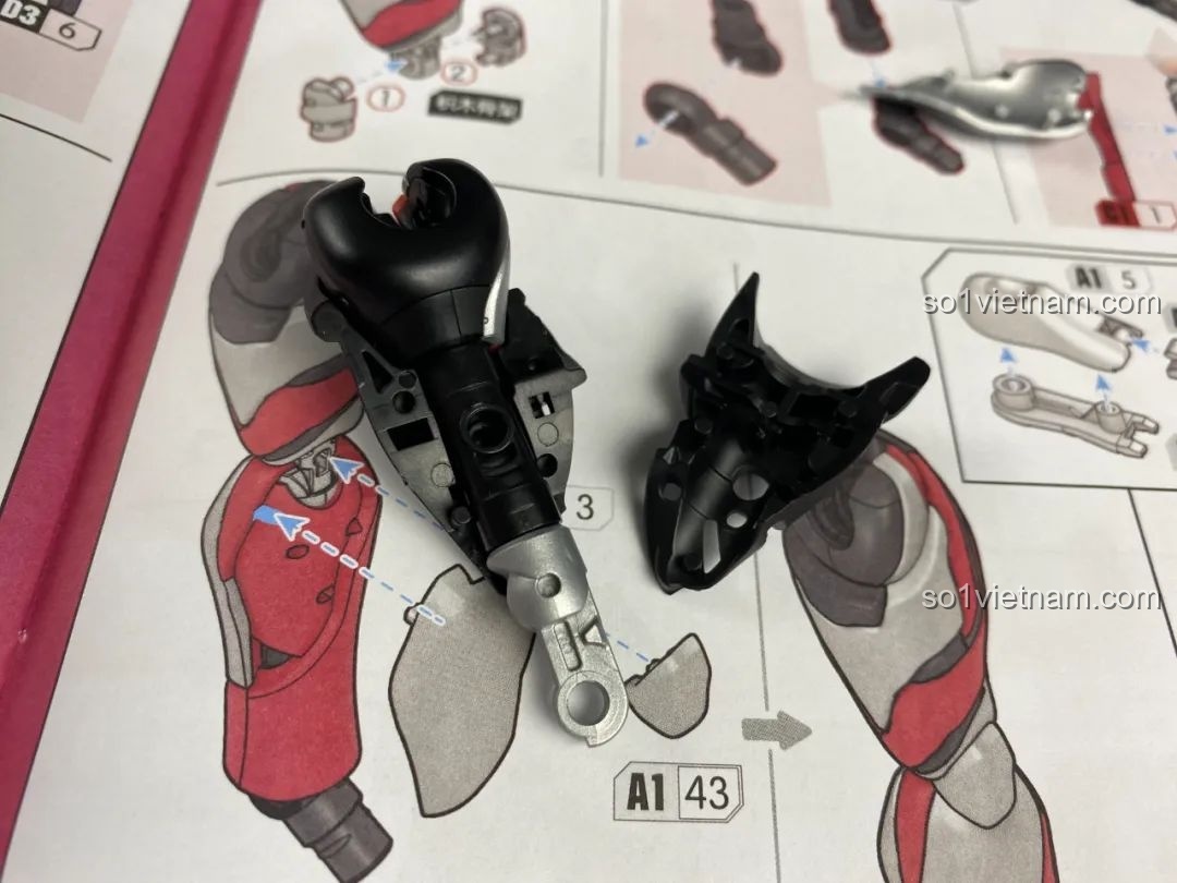 Cận cảnh quá trình lắp ráp vũ khí 