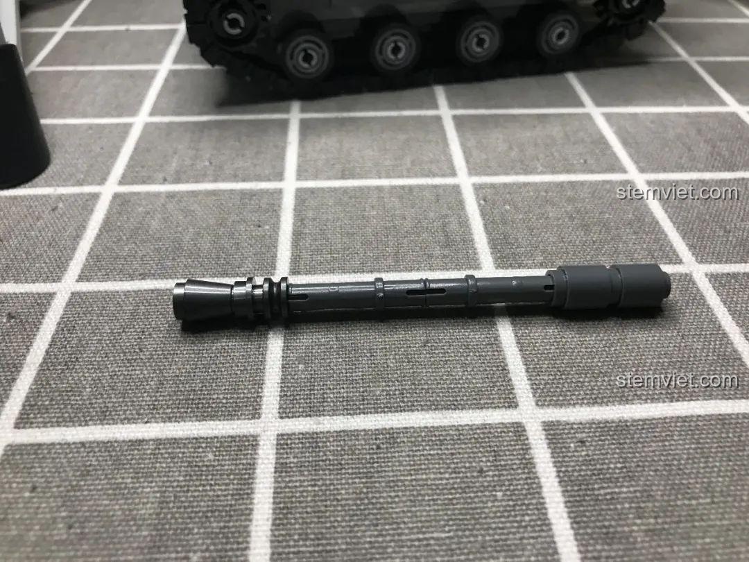 Mô hình xe tăng diệt tăng Marder III Ausf.H JiaZhi 0107 cùng với các minifigure lính Đức, tạo nên một cảnh quan chiến trường sống động, cho trải nghiệm JiaZhi 107 Xe tăng diệt Đức.