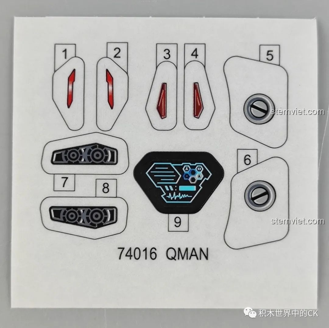 Mô hình xe đua Bá Thiên Hổ QQ Phi Xe Enlighten đã lắp ráp hoàn chỉnh, góc nhìn phía trước mạnh mẽ và sắc sảo.