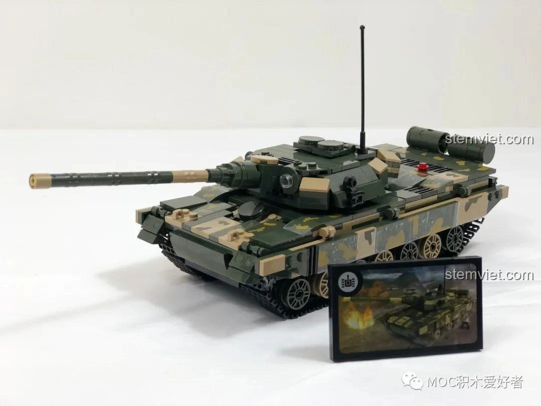 Mô hình xe tăng chủ lực 99A COGO 13384 đã hoàn thành, tổng thể ấn tượng, sẵn sàng trưng bày.