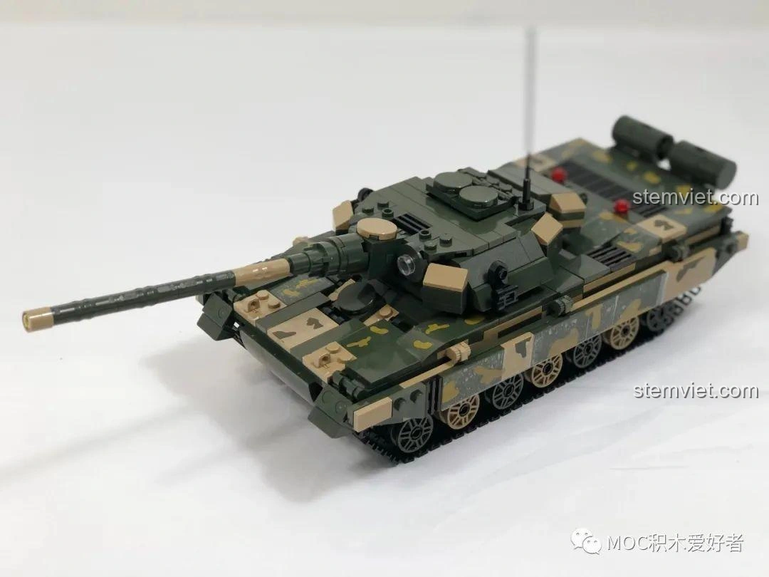 Mô hình xe tăng chủ lực 99A COGO 13384 đã hoàn thành, nhìn từ phía trước, chi tiết tháp pháo.