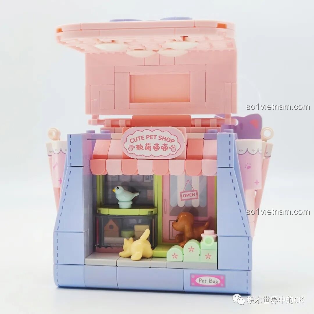 Túi xách Wekki 516908 được mở ra, biến hình thành một cửa hàng thú cưng mini với các con vật đáng yêu.