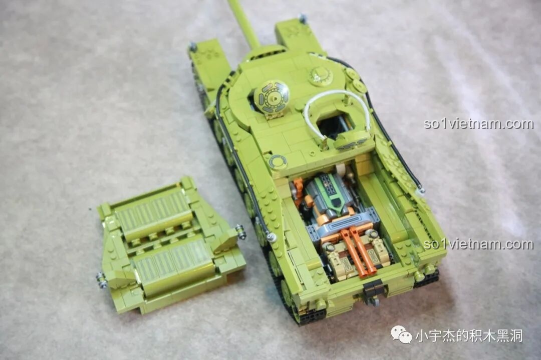 Module nóc khoang động cơ của xe tăng T28 cũng được thiết kế để dễ dàng tháo rời.