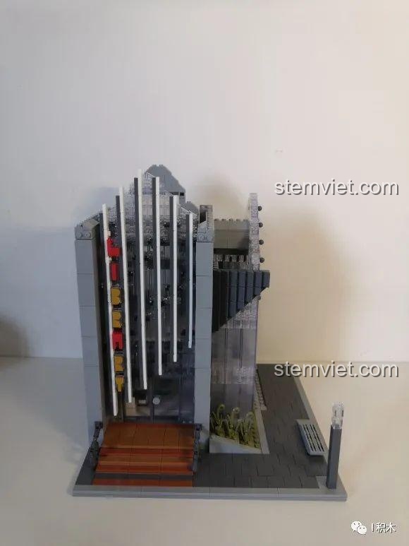 MORKMODEL 011001 Bộ lắp ghép Thư viện Hiện đại - Cận cảnh chi tiết đồng hồ