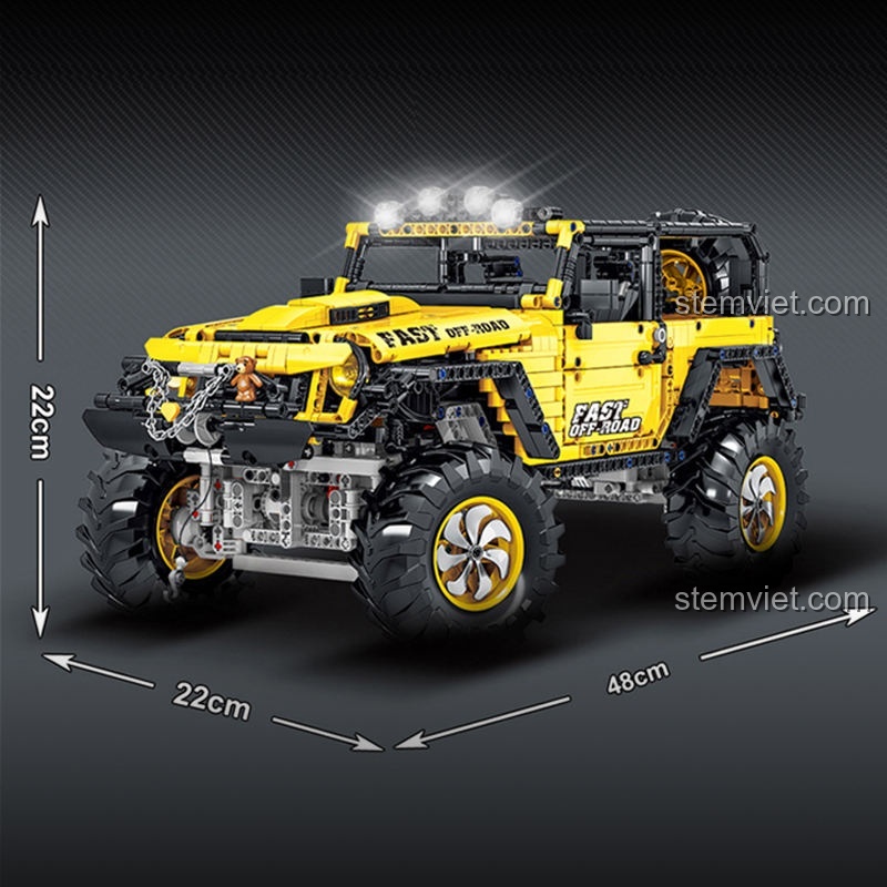 Hình ảnh quảng cáo của bộ lắp ráp Tháp Phóng Tên Lửa Apollo không liên quan đến sản phẩm Xe Jeep Wrangler.