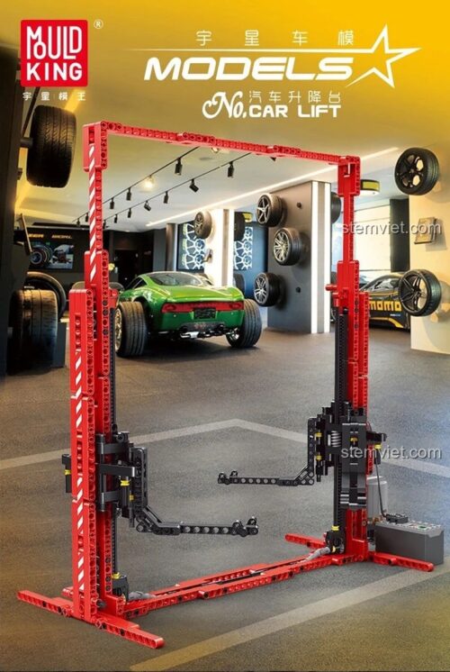 Ảnh quảng cáo bộ đồ chơi Mould King 13053 Cầu Nâng Ô Tô Hai Trụ trong bối cảnh garage chuyên nghiệp.