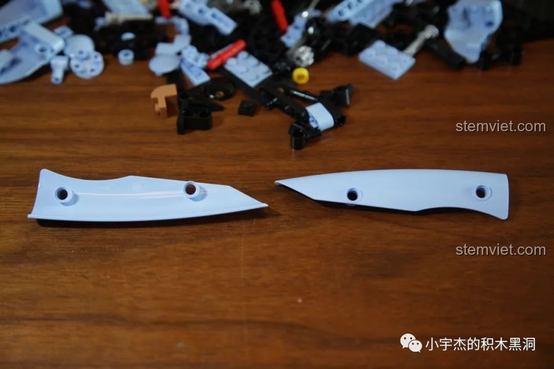 Siêu xe Lamborghini Hyper Mould King 13056 nhìn từ phía trước, khoe trọn vẻ đẹp mạnh mẽ và hầm hố.