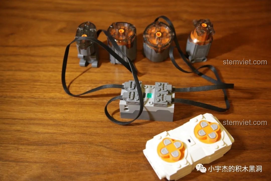 Các túi linh kiện được đánh số rõ ràng của Mould King 13056 Lamborghini Hyper, giúp việc lắp ráp dễ dàng.