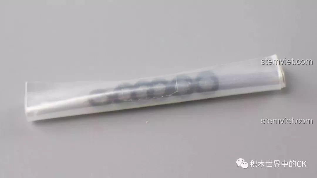 Ống dẫn và các chi tiết nhỏ khác của bộ Mould King 13067 Icarus.