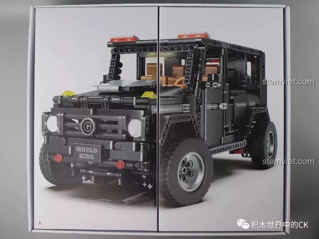 Mô hình G500 AWD 13069 với cửa xe có thể mở được, khoe trọn nội thất chi tiết.