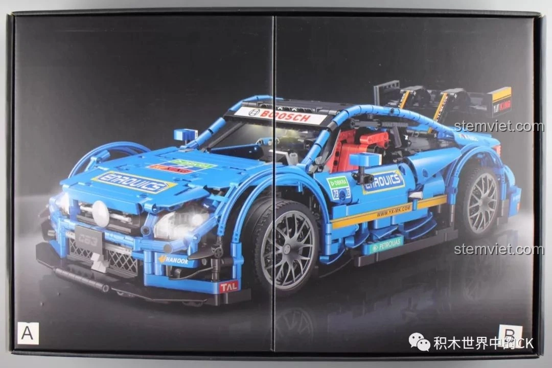 Hộp bộ lắp ráp Mould King 13073 Mercedes-Benz AMG C63 DTM được mở ra, lộ ra hình ảnh xe đua bên trong, sẵn sàng cho cuộc phiêu lưu lắp ráp.