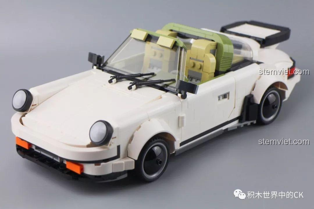 Mô hình đồ chơi Siêu xe Porsche 911 Targa 13103 đã hoàn thiện, sẵn sàng để trưng bày.