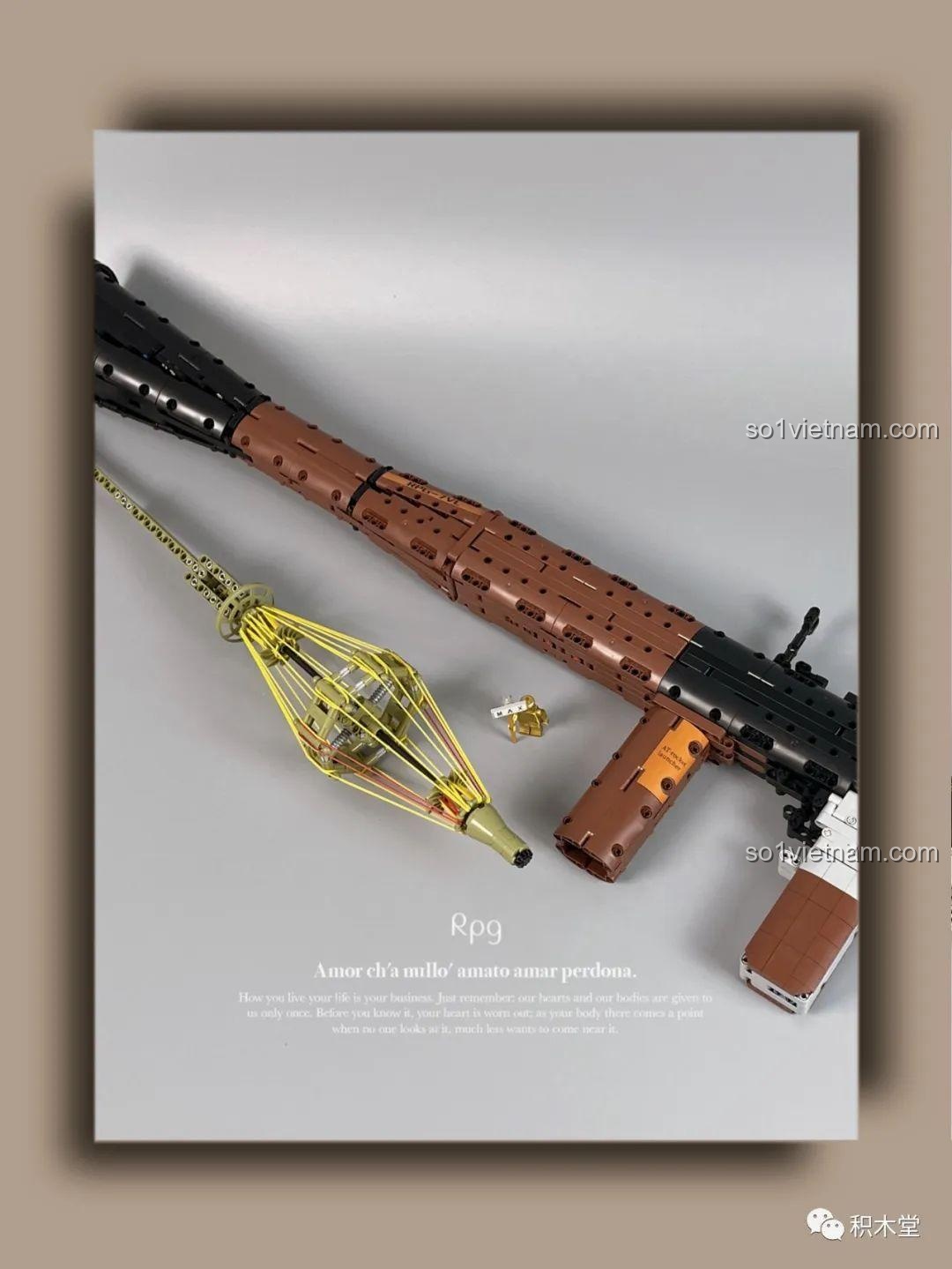 Mặt sau hộp Mould King 14017 RPG-7 với thông tin chi tiết và hình ảnh minh họa