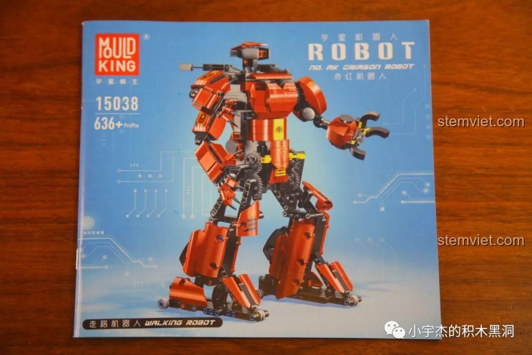 Sách hướng dẫn lắp ráp chi tiết của bộ đồ chơi Mould King 15038 Robot Crimson, với hình ảnh robot hoàn chỉnh.