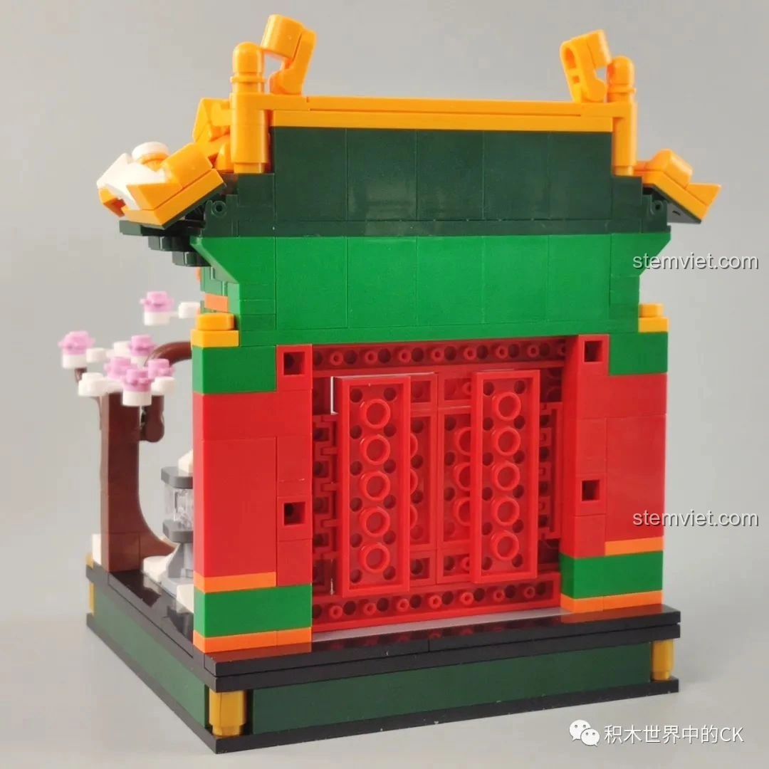 Chi tiết người tuyết và đèn lồng trong bộ Keeppley K10144, tạo không khí lễ hội, ấm áp.