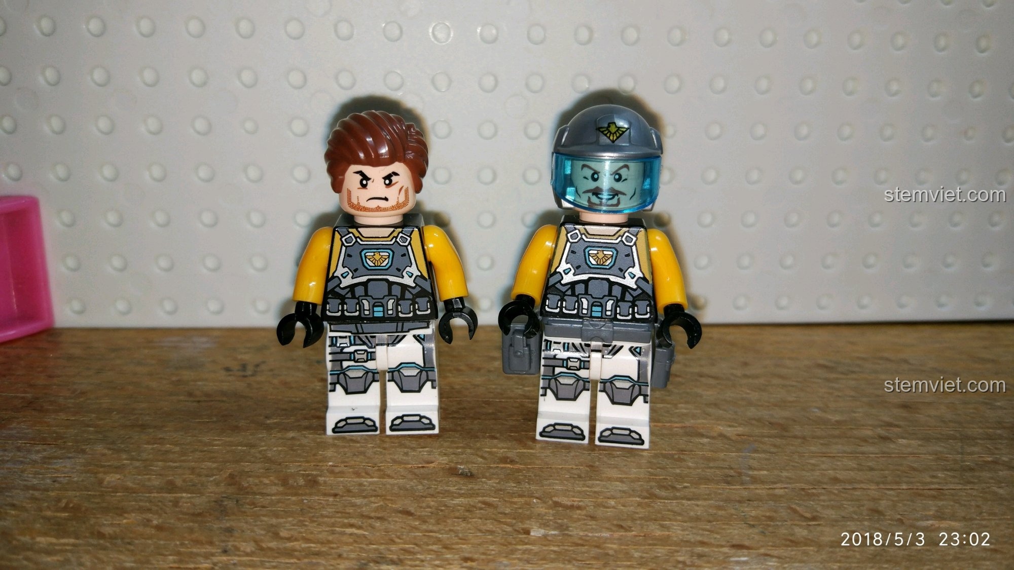 Bảng vũ khí của bộ đồ chơi Enlighten 2716, nhận xét Enlighten 2716 Máy bay quân sự