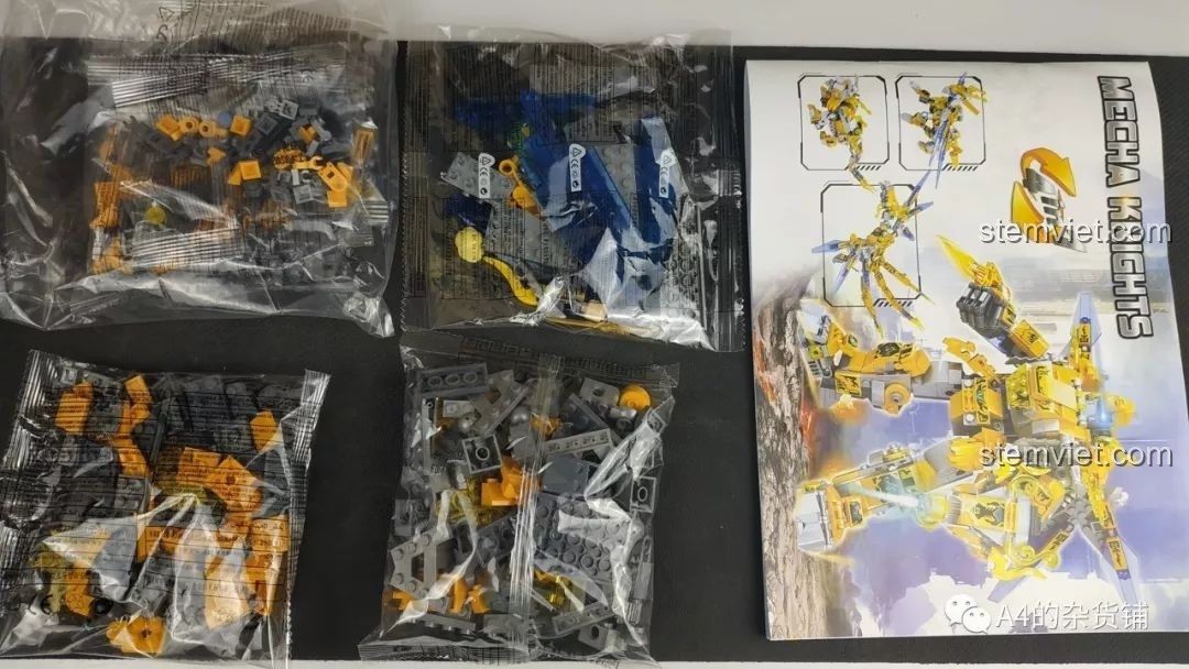 Các túi linh kiện và sách hướng dẫn lắp ráp của bộ Winner 8037 Thần Thú Cơ Giáp, sẵn sàng cho quá trình lắp. Nhận xét Winner 8037 Robot chiến đấu.