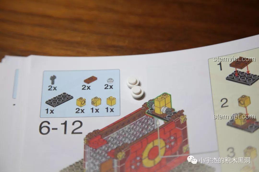 Nhận xét XINGBAO 5002 Mô hình Thuyền Rồng Cổ, phần đầu rồng uy nghi với mắt in ấn.