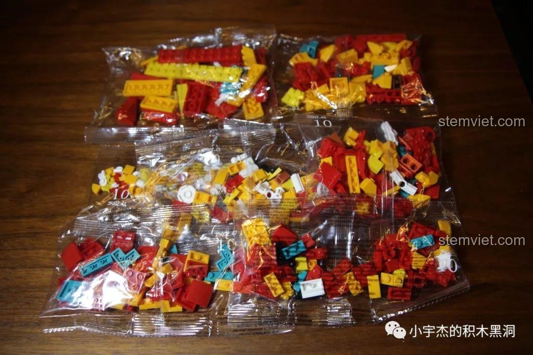 Nhận xét XINGBAO 5002 Mô hình Thuyền Rồng Cổ, góc nhìn khác về cột trụ đã cố định.