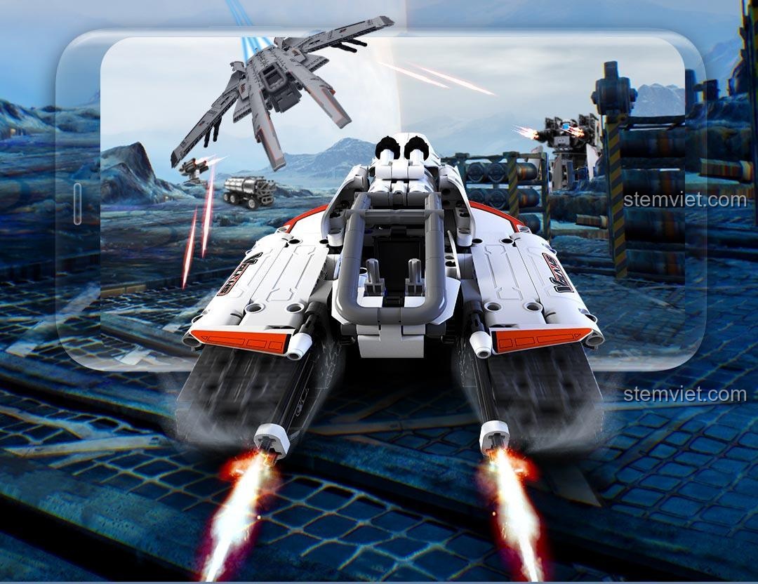 Mô phỏng tính năng AR của đồ chơi mô hình Xe chiến đấu viễn tưởng XJXL01IQI, hiển thị mô hình 3D trong một trận chiến không gian trên màn hình điện thoại.