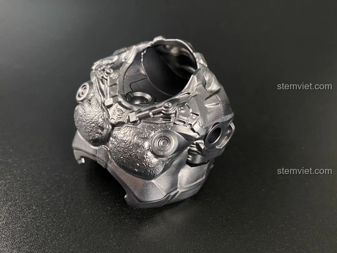 Mô hình Optimus Primal (Beast Mode) BLOKEES từ góc nghiêng, thể hiện chi tiết cơ bắp và lông lá.