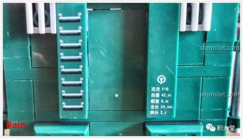 Thông tin về sức chứa, trọng lượng trên thân toa tàu hỏa Panlos Brick 610008, tất cả đều là in ấn chất lượng cao, tăng tính chân thực.