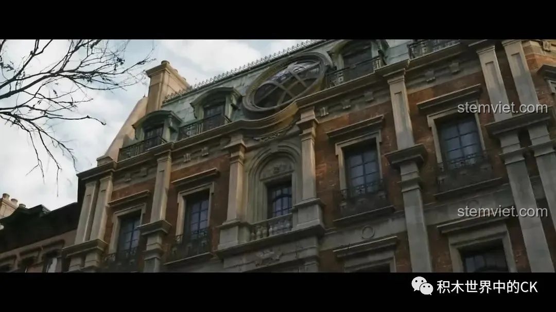 Góc nhìn cận cảnh kiến trúc độc đáo của tòa nhà Sanctum Sanctorum trong Vũ trụ Điện ảnh Marvel.