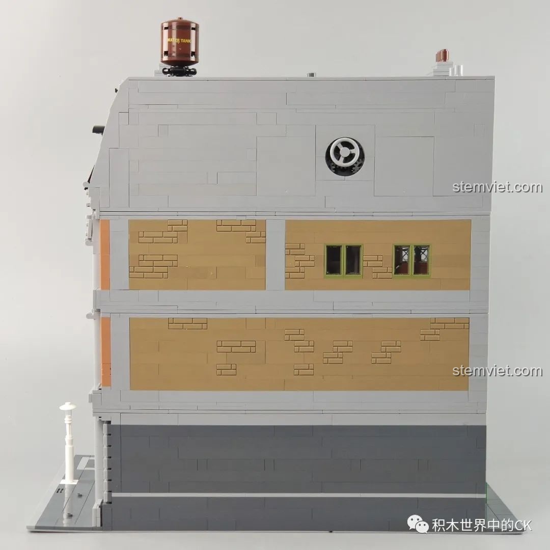 Góc nhìn khác của mô hình Panlos Brick 613001 Sanctum Sanctorum Doctor Strange, thể hiện sự cân đối.