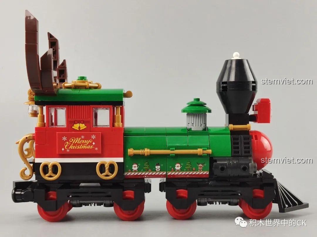 Góc chụp cận cảnh mặt bên của đầu tàu hỏa Panlos Brick 613005 Ga Tàu Hỏa Giáng Sinh.