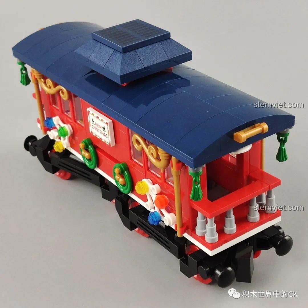 Mặt sau của toa khách tàu hỏa Panlos Brick 613005 Ga Tàu Hỏa Giáng Sinh.