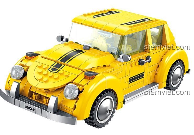Mô hình xe Volkswagen Beetle màu vàng từ bộ lắp ráp Panlos Brick 621019 Robot Biến Hình Đại Hoàng Phong 8 trong 1, chi tiết sắc nét, phù hợp cho bé trai yêu thích xe cộ và biến hình.