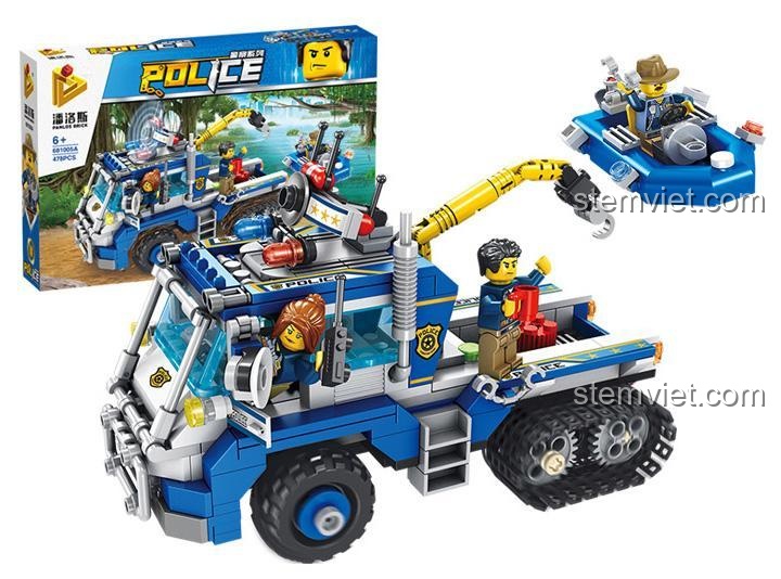 Hộp sản phẩm đồ chơi mô hình 681005A Panlos Brick Xe Cảnh Sát Tuần Tra Rừng và mô hình đã lắp ráp, cho thấy tổng quan sản phẩm và các chi tiết đi kèm.