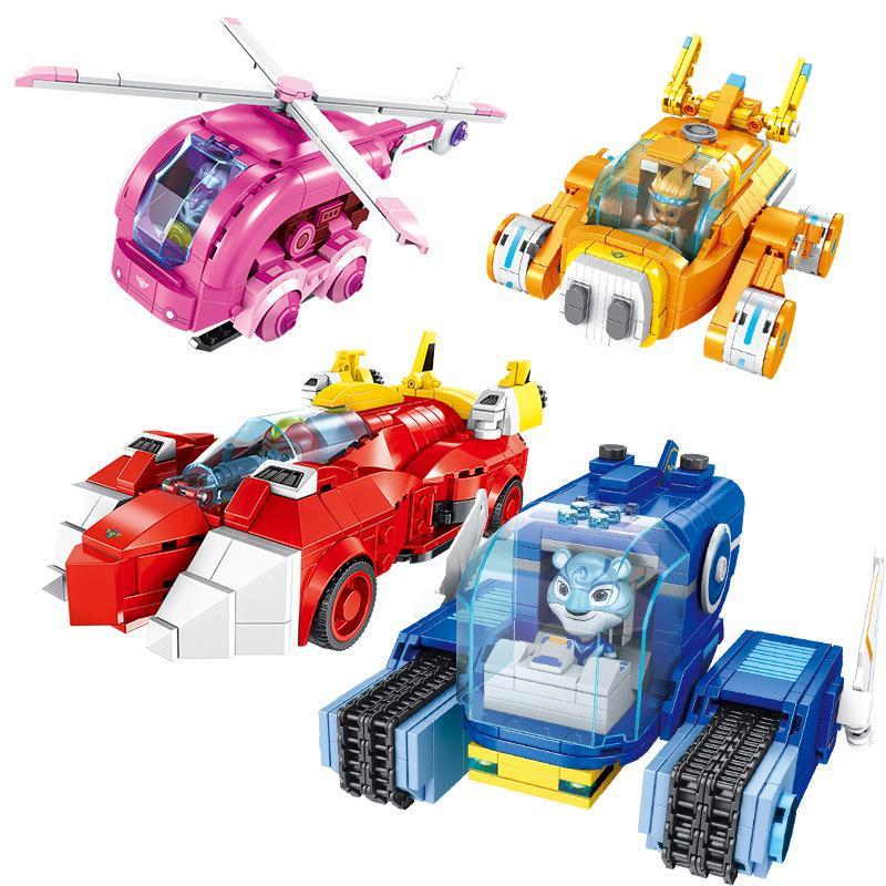 Poster giới thiệu bộ sưu tập đồ chơi xếp hình Panlos Brick Biệt Đội Vệ Binh Vũ Trụ, bao gồm mẫu 689001A Xe Tăng Bão Táp Xanh.