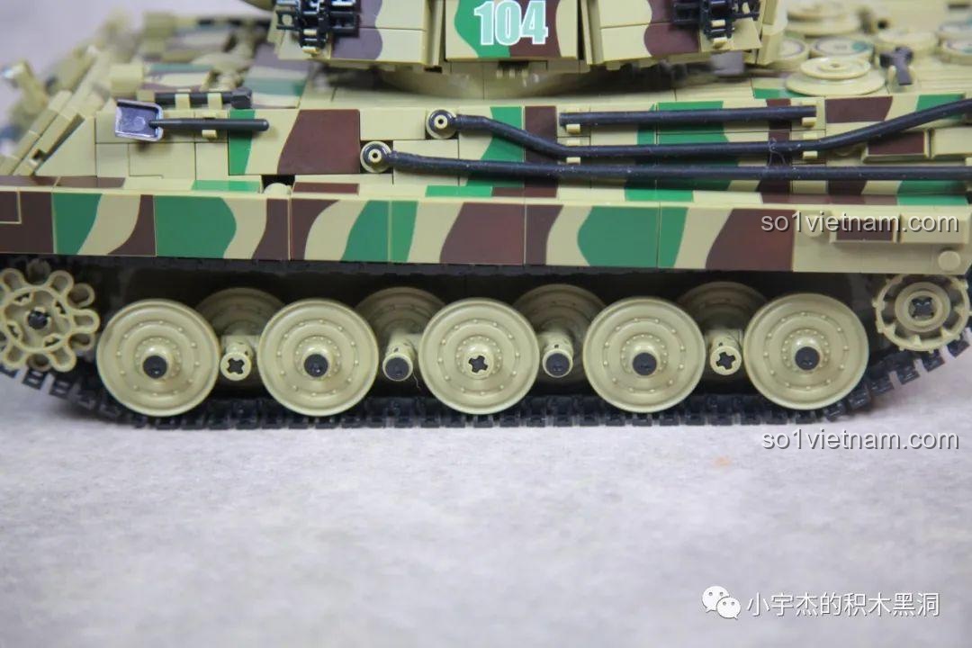 Toàn cảnh mô hình PanlosBrick 632016 Xe Tăng Hạng Nặng Hổ Vương, đồ chơi lắp ráp quân sự 1974 mảnh