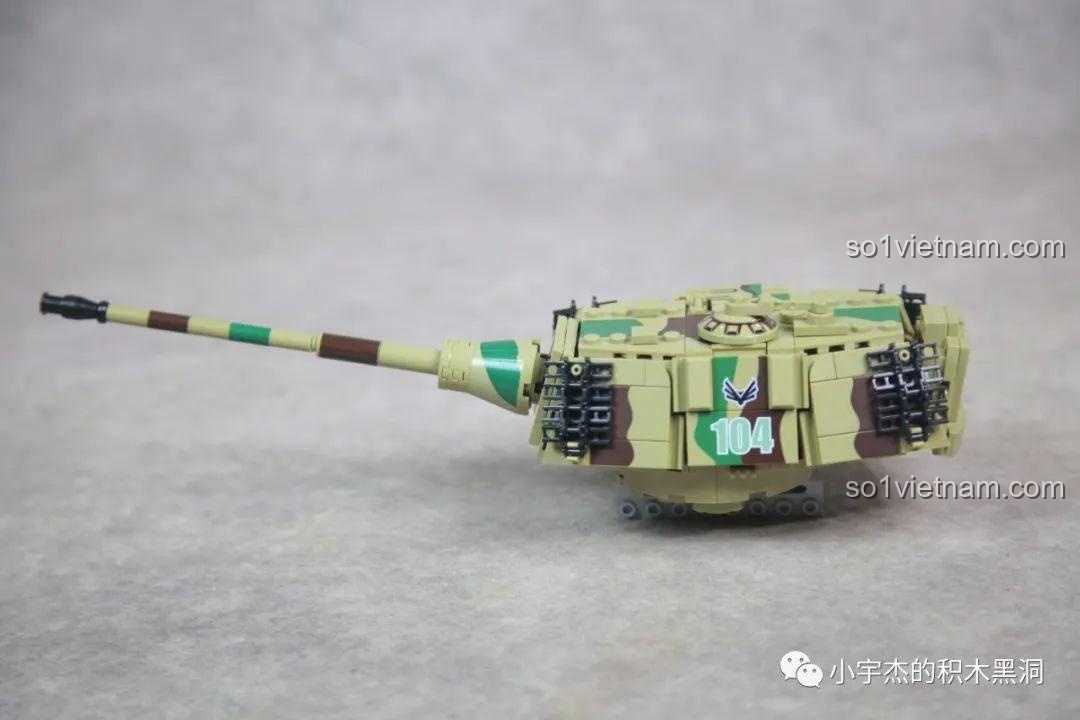 Số hiệu xe tăng được in trên mảnh ghép của PanlosBrick 632016 Xe Tăng Hạng Nặng Hổ Vương, chi tiết chân thực