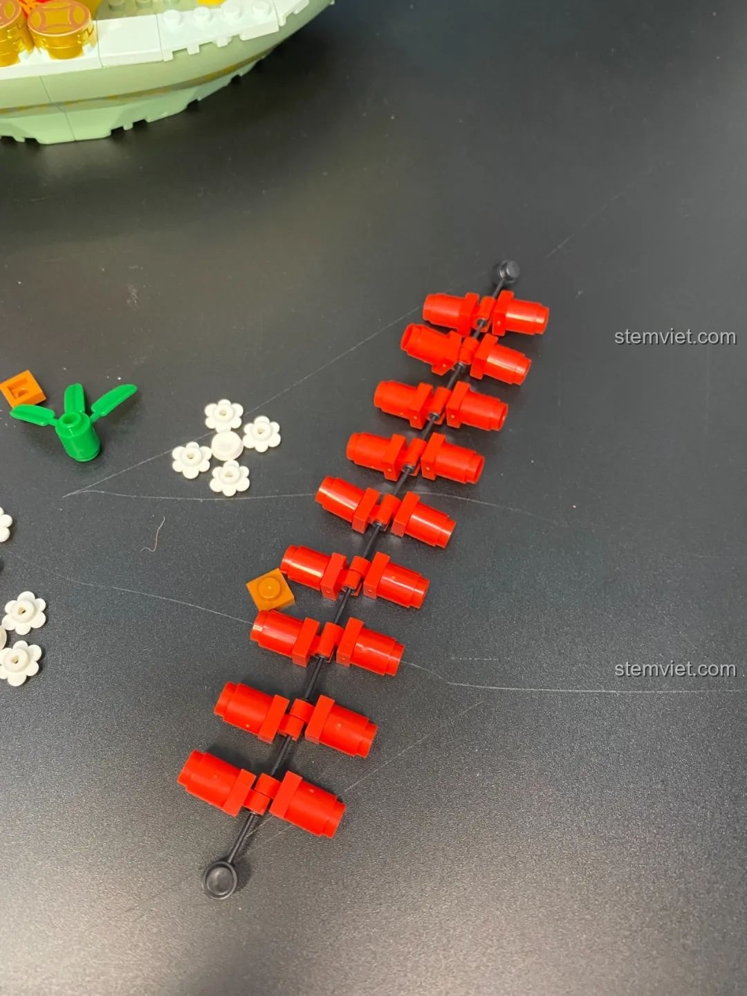 Mô hình Pantasy 18003 Bồn Tụ Bảo Phú Quý hoàn chỉnh từ góc chính diện, đầy đủ chi tiết.