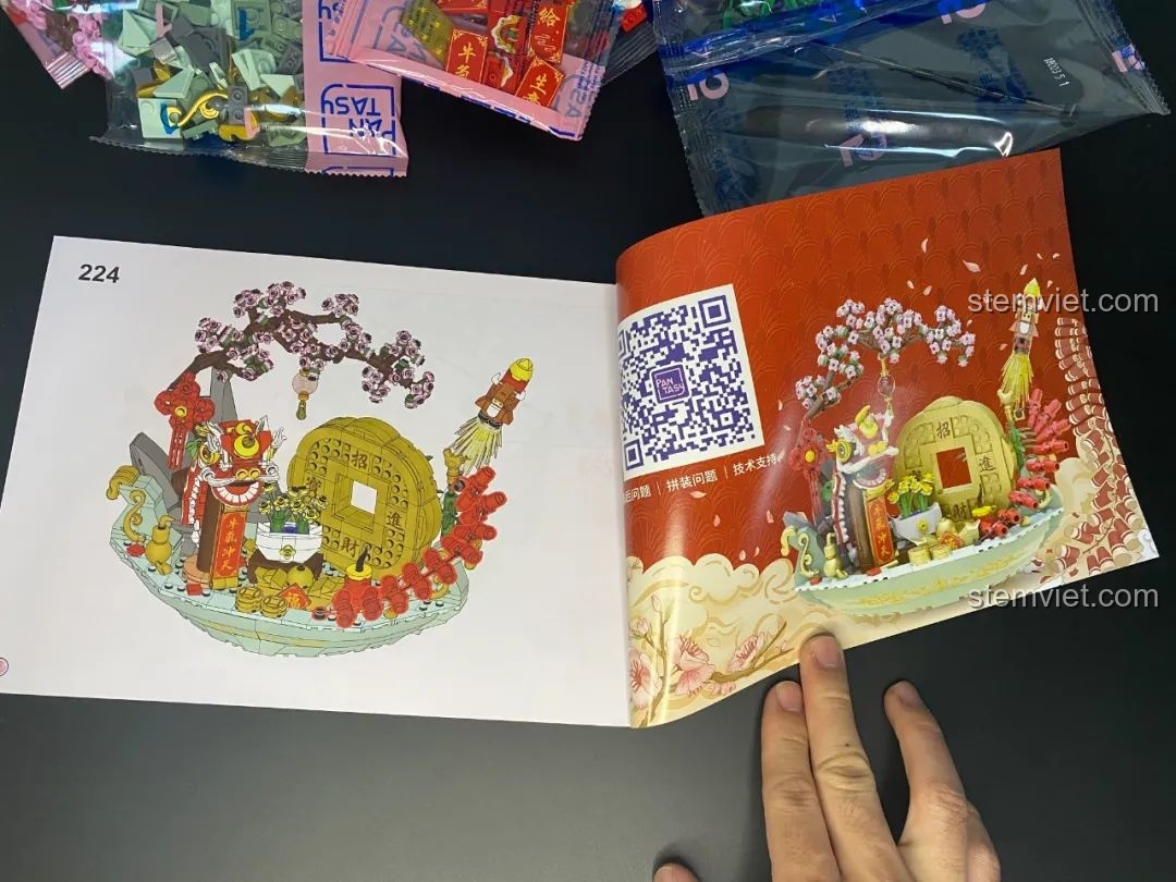 Trang cuối sách hướng dẫn bộ lắp ráp Pantasy 18003 Bồn Tụ Bảo Phú Quý hiển thị hình ảnh mô hình hoàn chỉnh.