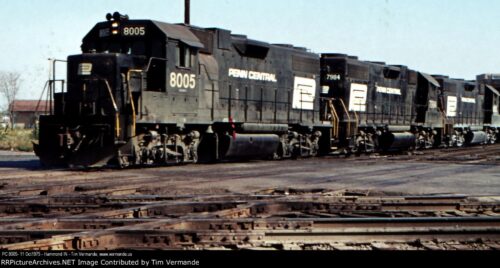 Xe đầu máy Penn Central 8005