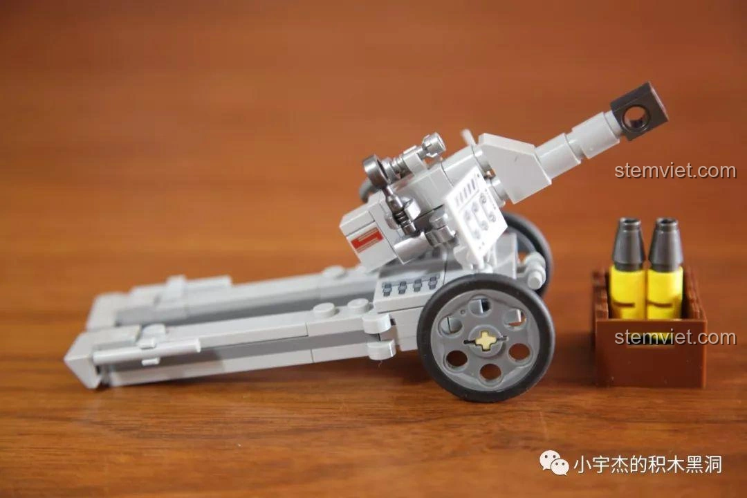 Pháo kéo Panlos Brick 631007 ở trạng thái thu gọn, sẵn sàng cho việc vận chuyển.