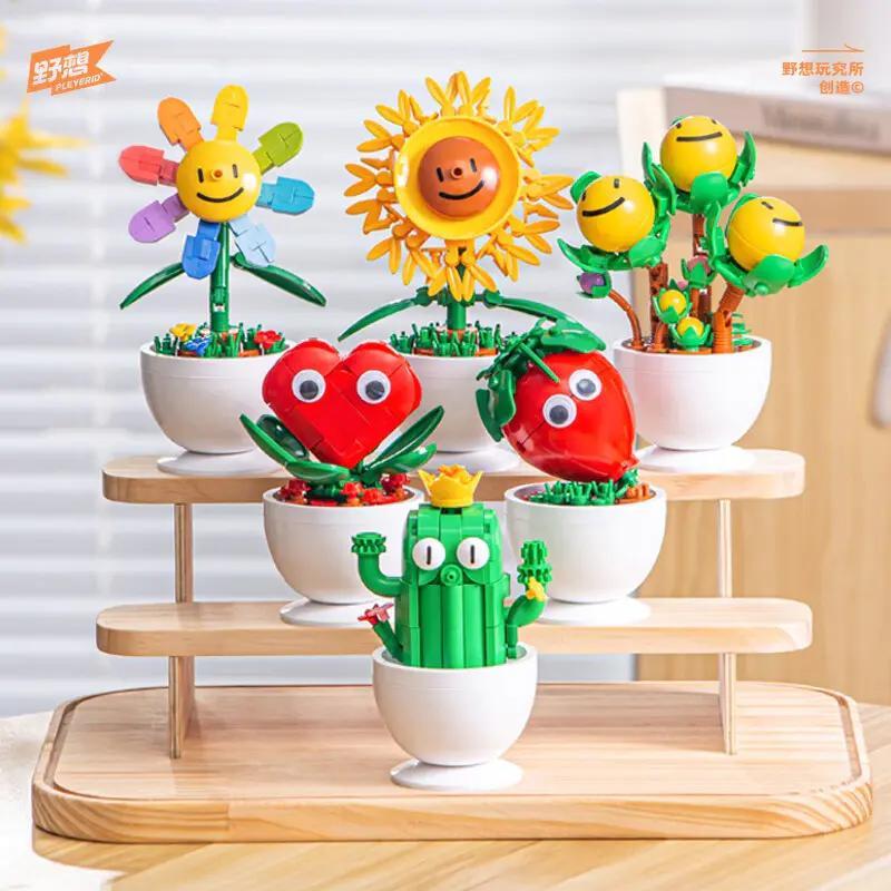 Ảnh chụp bộ lắp ghép Chậu cây lắp ghép Pleyerid M38-B1073. Bộ sưu tập 6 mô hình cây cảnh mini với biểu cảm đáng yêu, phù hợp cho bé gái 6 tuổi.