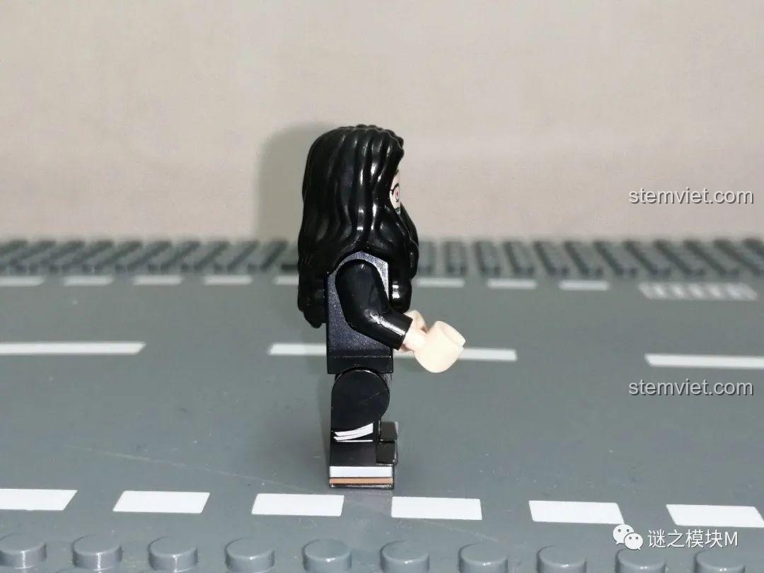 Chi tiết bên hông minifigure Kamado Nezuko từ bộ đồ chơi PRCK 69612, góc nhìn khác.