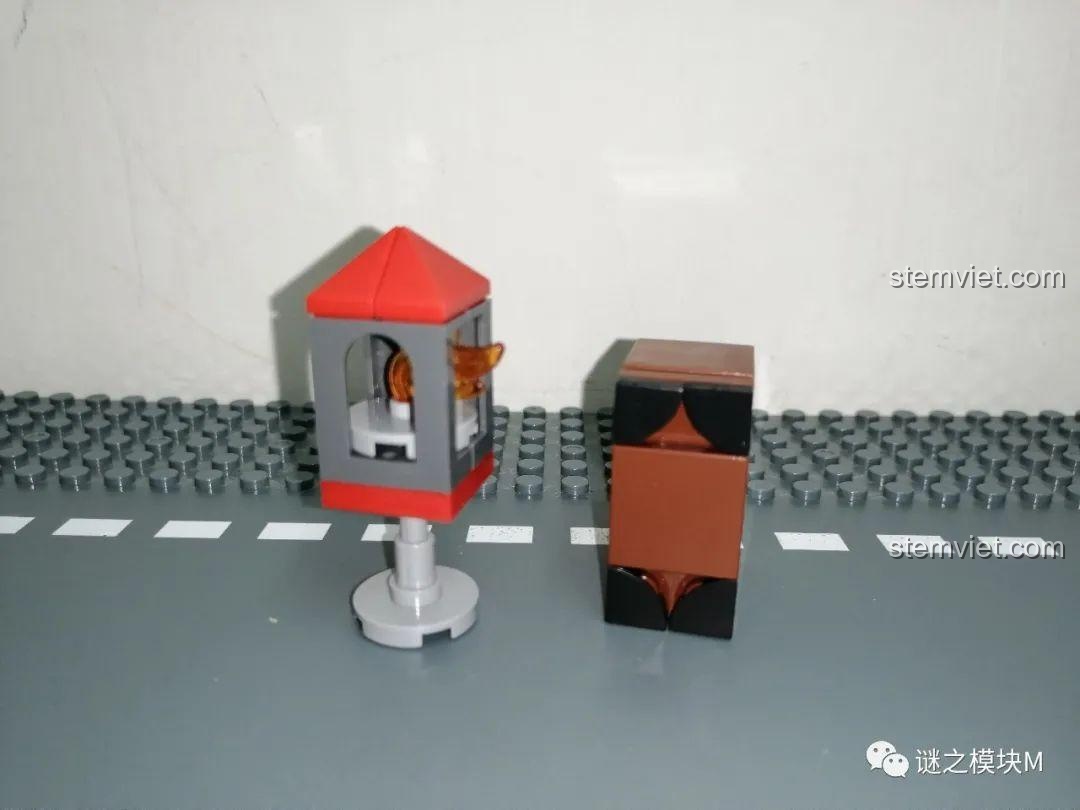 Tiểu cảnh đèn lồng và hộp gỗ trong bộ lắp ghép PRCK 69612.