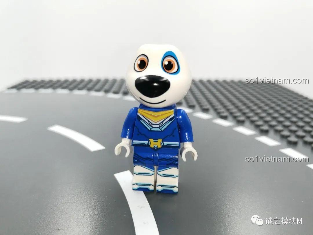 Minifigure Ben chó nhà khoa học trong bộ đồ chơi Talking Tom and Friends 99006 nhìn từ phía sau