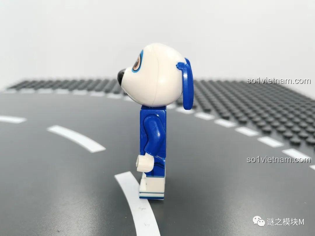 Minifigure Hank chó phi hành gia trong bộ đồ chơi Talking Tom and Friends 99006